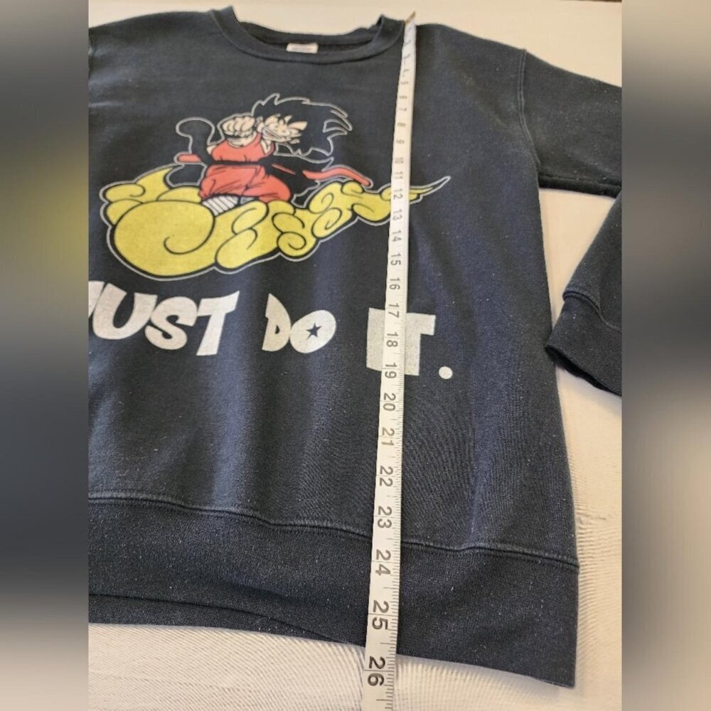 Gildan Unisex Black Dragon Ball Z Goku Sweatshirt, size Small - Picture 8 of 8